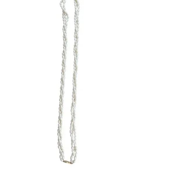 Rice Freshwater Pearls Multistrand necklace 14K gold clasp Vintage Necklaces